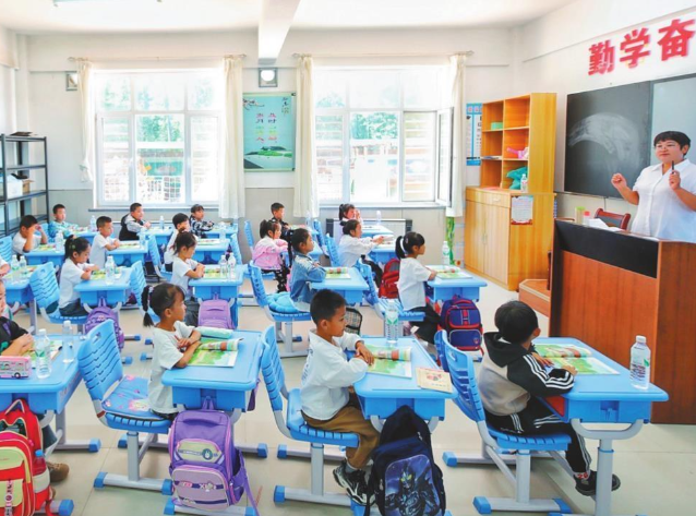 将教育定性为公共服务是对教育功能的精准定位更是对民生需求